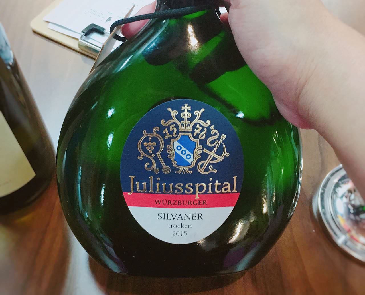 JULIUSSPITAL WURZBURG SILVANER TROCKEN 2015 》德國白葡萄酒 | Germany White Wine